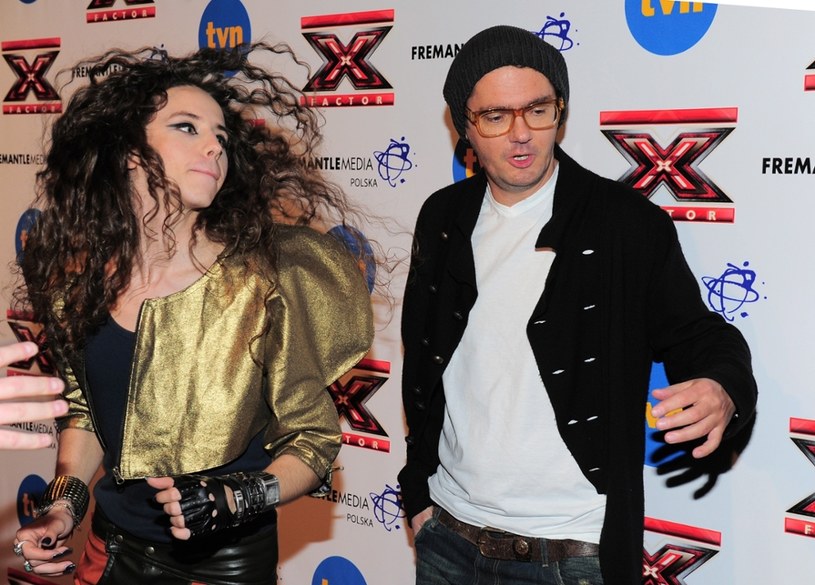 Siedem lat temu szeroka publiczność poznała Michała Szpaka. Jak teraz swój udział w programie "X Factor" wspomina długowłosy wokalista? 