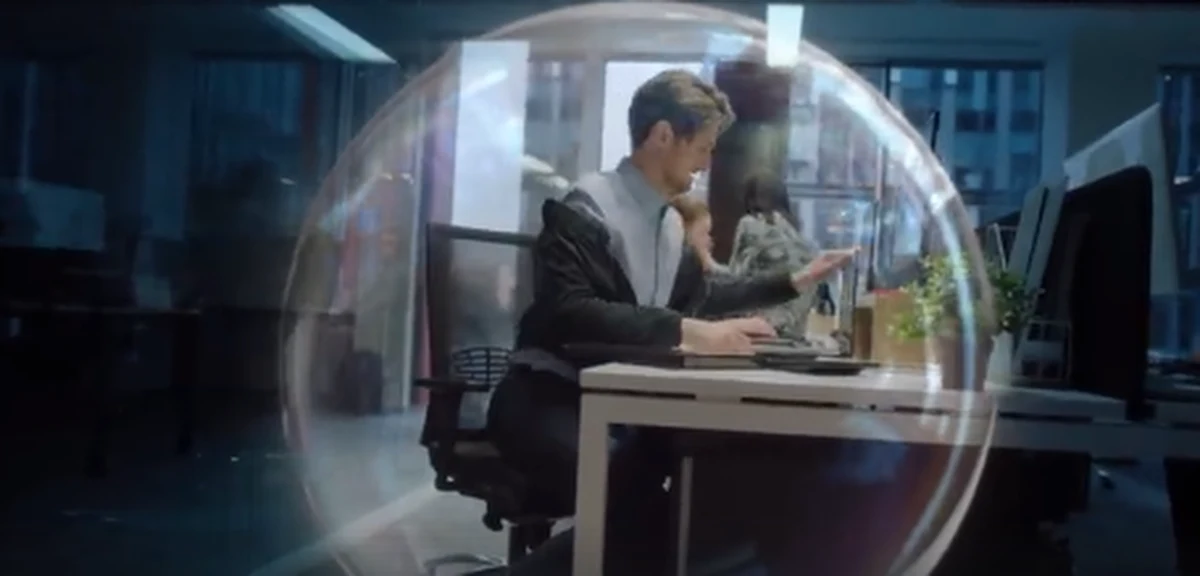 Komisja Nadzoru Finansowego prowadzi kampanię społeczną, której celem jest zwrócenie uwagi na ryzyka związane z inwestowaniem w kryptowaluty oraz na rynku Forex, a także uwrażliwienie na fakt, że na rynku finansowym nie można wierzyć podmiotom oraz osobom oferującym "szybki, pewny i wysoki zysk". Kampanię prowadzona jest pod hasłem "A Ty kim będziesz, kiedy bańka pęknie?". 