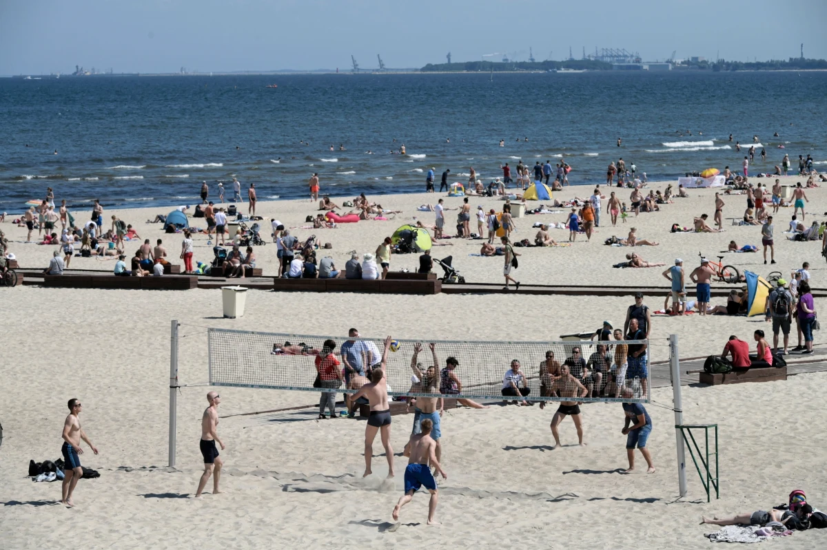 Pomorski Sanepid odradza kąpiel w Zatoce Gdańskiej na terenie Sopotu. W wodzie wykryto bakterię E. Coli.