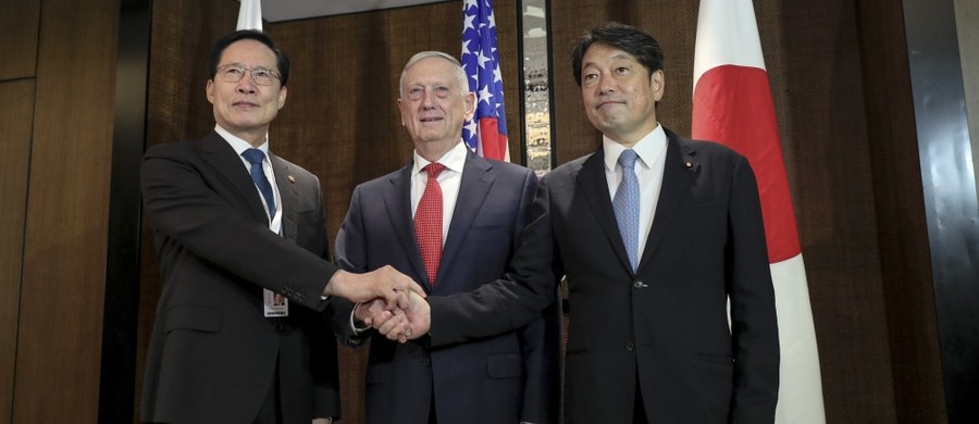 Droga do negocjacji z Koreą Północną nt. jej potencjału nuklearnego będzie "wyboista" - ostrzegł sekretarz obrony USA James Mattis. Do Korei Południowej i Japonii zaapelował, by utrzymywały silny potencjał obronny - tak, aby możliwe było negocjowanie z Pjongjangiem z pozycji siły.