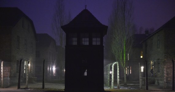 Prokuratorzy z Oświęcimia zajmą się doniesieniem bielszczanina Jerzego Klistały. Jego zdaniem w Muzeum Auschwitz mogło dojść do dewastacji, gdyż z jednej z sal w bloku 11 usunięto wyposażenie, w tym prycze, by utworzyć nową wystawę.