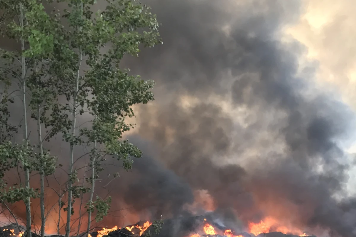 Podpalenie było przyczyną pożaru składowiska odpadów w Trzebini w Małopolsce. Tak wynika ze wstępnych opinii śledczych dotyczących tego pożaru. 
