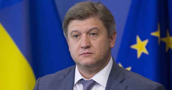 Minister finansów Ukrainy Ołeksandr Danyluk powiedział, że dostał ultimatum, zgodnie z którym miał wybierać między wspieraniem "politycznej korupcji" albo rezygnacją ze stanowiska. Wcześniej premier Wołodymyr Hrojsman złożył wniosek o dymisję Danyluka. 