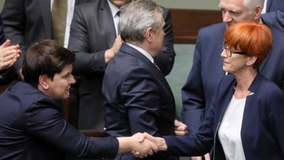 Sejm odrzucił wnioski o wotum nieufności dla Beaty Szydło i Elżbiety Rafalskiej