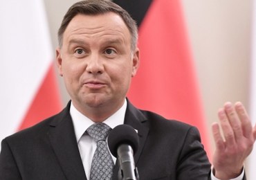 Znamy wysokość nagród, jakie prezydent przyznał swoim pracownikom 