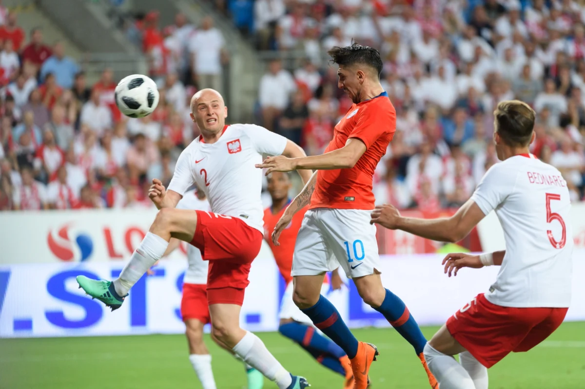 Dla Jana Bednarka mecz przeciwko Chile (2:2) był dopiero drugim występem w narodowych barwach, ale wobec możliwej absencji kontuzjowanego Kamila Glika, piłkarz Southampton może stać się filarem defensywy na rosyjskim mundialu.