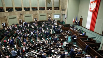 Zapowiedzi polityczne: Napięte rozmowy o praworządności i założenia budżetowe