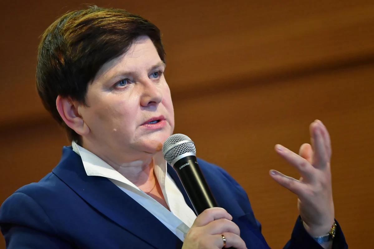 My Polacy nie mamy niczego droższego niż nasze rodziny - napisała na Twitterze wicepremier Beata Szydło, odnosząc się do Marszów dla Życia i Rodziny. W rodzinach przetrwała Polska w czasach zniewolenia, codzienność i przyszłość to siła naszych rodzin - dodała.
