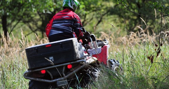 ​Policja w Siemianowicach zajęła się sprawą wczorajszego niecodziennego wypadku. W autobus wjechał tam quad. Pojazdem kierował 8-letni chłopiec.