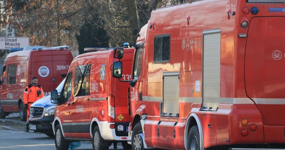 W okolicach Zawiercia w woj. Śląskim trwają poszukiwania paralotniarza. Według świadków, mężczyzna spadł do lasu.