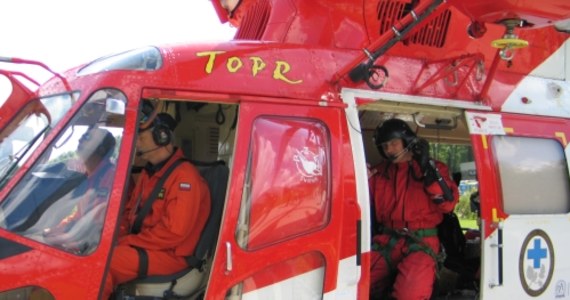 Do wypadku 50-letniej turystki doszło w Pieninach w środę. Na miejsce poleciał śmigłowiec TOPR z Zakopanego. Poszkodowana trafiła do szpitala.