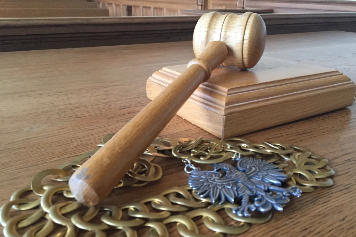 ​Jest prawomocny wyrok w sprawie mężczyzny, który na strzelnicy w Chorzowie zastrzelił instruktora. Dziś sąd apelacyjny w Katowicach skazał napastnika na dożywocie. Tym samym podtrzymany został wyrok sądu pierwszej instancji.