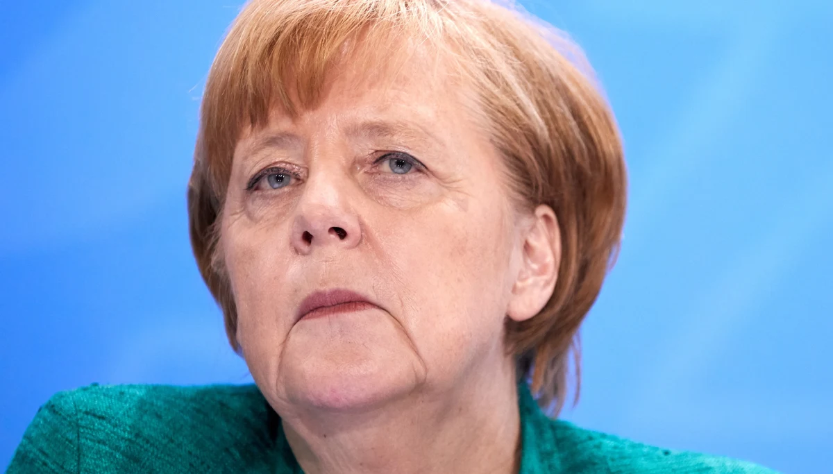 Spór w sprawie zaostrzenia przepisów migracyjnych między CDU i CSU to pierwszy kryzys w nowym rządzie Angeli Merkel - oceniają niemieckie gazety. Los koalicji ma zależeć od skuteczności mediacji przewodniczącego Bundestagu Wolfganga Schaeublego. 