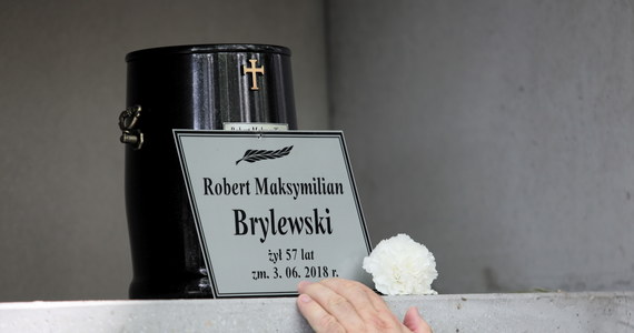 W Warszawie odbył się pogrzeb Roberta Brylewskiego. Wokalista, gitarzysta, kompozytor i autor tekstów zmarł w wieku 57 lat. Spoczął na Powązkach. 