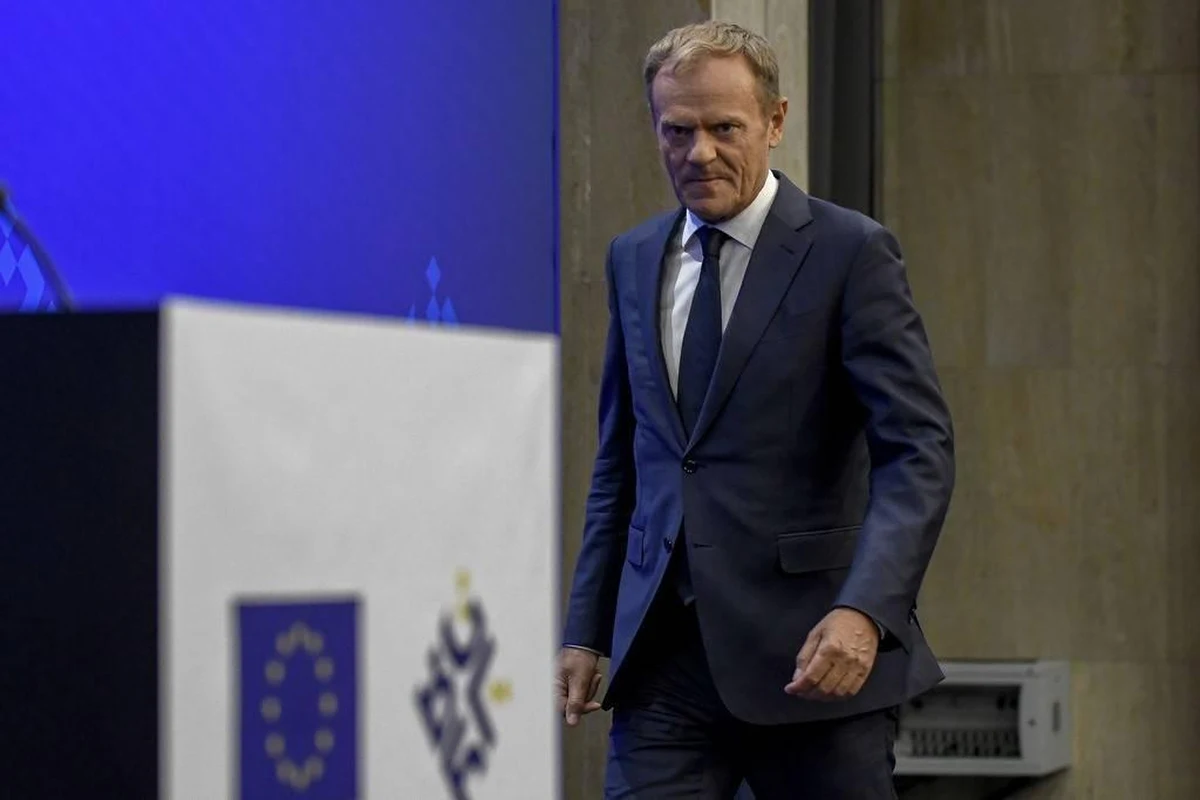 "Przewodniczący Rady Europejskiej Donald Tusk kieruje do sądu pozew przeciwko kandydatowi Zjednoczonej Prawicy na prezydenta Warszawy Patrykowi Jakiemu w związku z wpisem po meczu Niemcy-Meksyk" - poinformował mec. Roman Giertych.