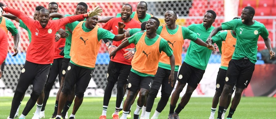 Reprezentacja Senegalu to nasz pierwszy przeciwnik na mistrzostwach świata. Dotychczas biało-czerwoni nigdy z tym rywale nie grali. Senegalczycy w tegorocznych meczach towarzyskich wygrali tylko raz, w ostatnim meczu z Koreą Południową.