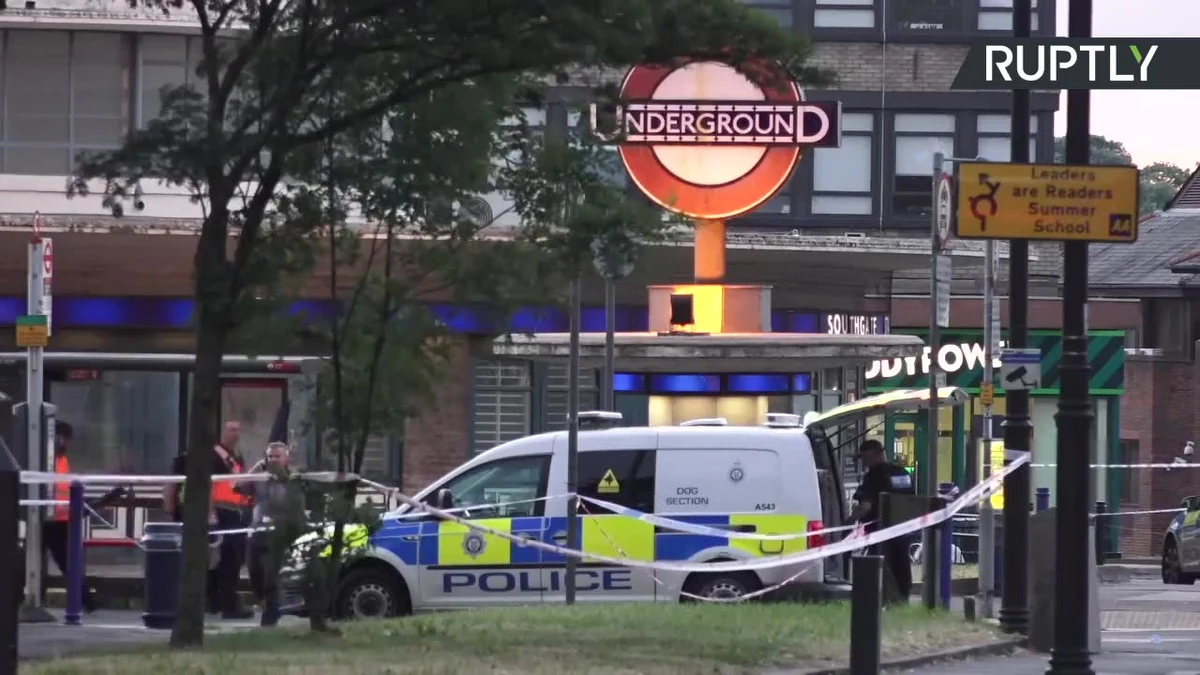 Londyńska policja metropolitalna poinformowała, że niewielka eksplozja na stacji metra Southgate została wywołana przez zwarcie. Jak podkreślono, nic nie wskazuje na to, aby zajście miało charakter incydentu terrorystycznego.