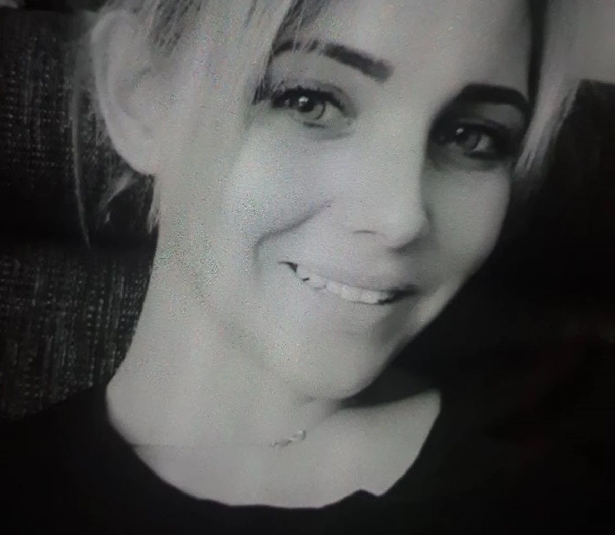 Krakowska policja prowadzi poszukiwania 17-letniej Otylii Łazarz. Nastolatka ostatni raz była widziana 11 czerwca w rejonie os. Centrum B.  