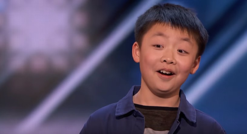 13-letni Jeffrey Li zmiękczył jurorskie serce Simona Cowella, który podczas castingu do amerykańskiego "Mam talent" złożył chłopcu niecodzienną propozycję. 
