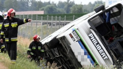 Tragiczny wypadek autobusu w Konstantynowie. Jedną z branych pod uwagę przyczyn awaria pojazdu