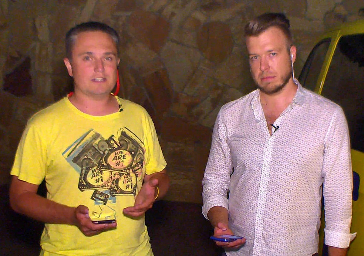 O pierwszych rozstrzygnięciach fazy grupowej mistrzostw świata w Rosji, o Irankach, którym władze w Teheranie - po serii protestów - zezwoliły na obejrzenie meczu z Hiszpanią, o emocjach wciąż żywych po porażce biało-czerwonych z Senegalem - i to porażce w fatalnym stylu, i o tym, co dzień po tym spotkaniu działo się w polskiej bazie w Soczi... Te - i nie tylko te! - tematy omawiają w najnowszym odcinku naszego cyklu "Widziane z Rosji" wysłannicy RMF FM na mundial Paweł Pawłowski i Patryk Serwański! Zobaczcie koniecznie!