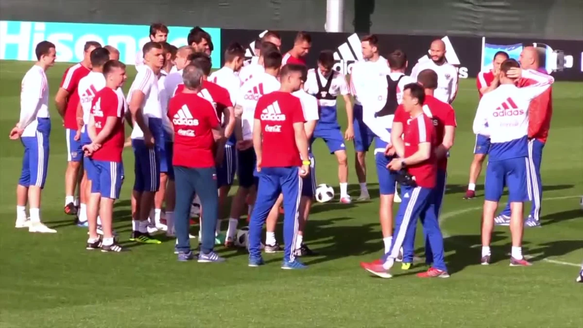 Reprezentacja Rosji w poniedziałek 25 czerwca zagra z Urugwajem. Oba zespoły mają już zapewnioną kwalifikację do fazy finałowej, pytaniem pozostaje jednak, która z nich opuści grupę A na pozycji lidera.