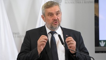 Ardanowski zapowiada ulgi i pomoc dla rolników w związku z suszą 