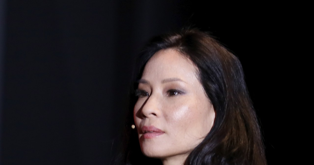 Odmieniona Lucy Liu na premierze! - pomponik.pl