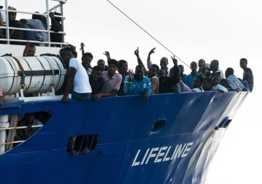​Włosi nie chcą statku z migrantami. Pomoc oferują Hiszpanie