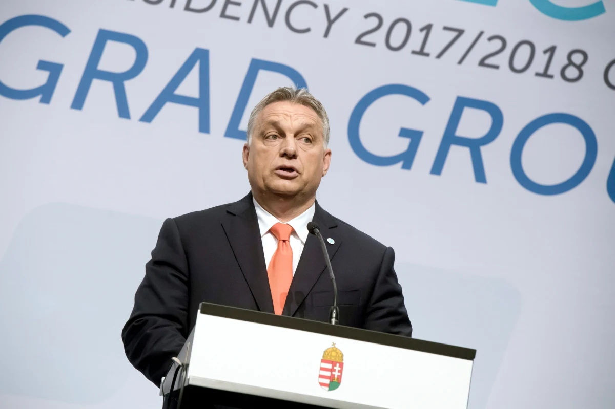 Przewodniczący Rady Unii Europejskiej Donald Tusk i premier Węgier Viktor Orban omówili w piątek w Budapeszcie tematy, które mają być poruszane na szczycie UE w przyszłym tygodniu, a przede wszystkim kwestię migracji – poinformował rzecznik Orbana, Bertalan Havasi.