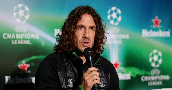 Były piłkarz FC Barcelona Carles Puyol nie został wpuszczony do studia telewizyjnego w Teheranie, by komentować mecz piłkarskich mistrzostw świata w Rosji Hiszpania - Iran z powodu... fryzury. Nadawca państwowy IRIB uznał, że długie, kręcone włosy to zbyt "dziki" wygląd.