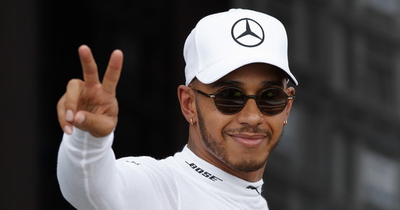 Broniący tytułu Brytyjczyk Lewis Hamilton z zespołu Mercedes GP, wicelider klasyfikacji generalnej mistrzostw świata Formuły 1, wywalczył pole posititon przed niedzielnym wyścigiem o Grand Prix Francji w Le Castellet, ósma rundą cyklu.