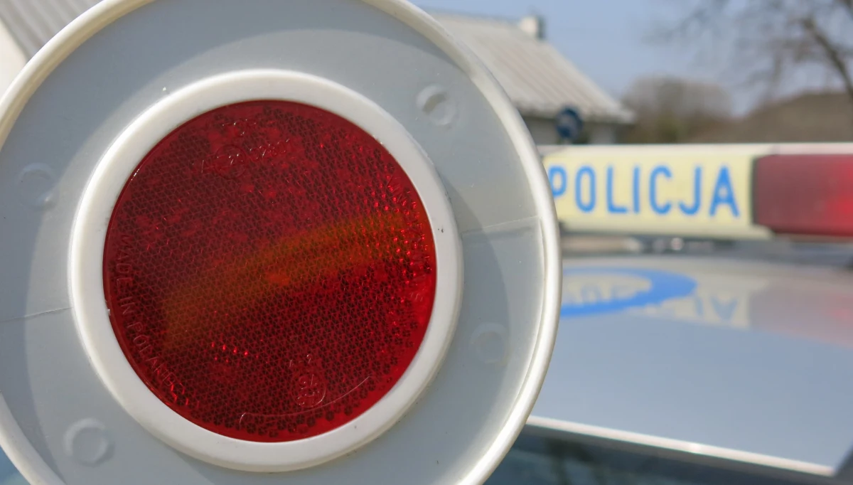 Wypadek podczas dziecięcych wyścigów kolarskich w Raszkowie pod Ostrowem Wielkopolskim. Samochód terenowy wjechał w młodych kolarzy. Rannych zostało dwóch 12-latków. Informację o tym zdarzeniu dostaliśmy na Gorącą Linię RMF FM. 