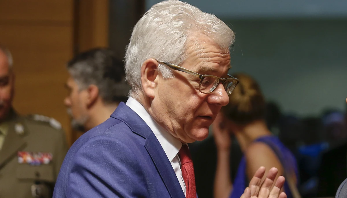 Szef MSZ Jacek Czaputowicz powtórzył, że stanowisko Polski w sprawie migracji jest jednoznaczne i niezmienne - rząd przeciwstawia się przymusowej relokacji. Przyznał jednak, że przebywającym do Europy migrantom, zwłaszcza uchodźcom trzeba pomagać. 