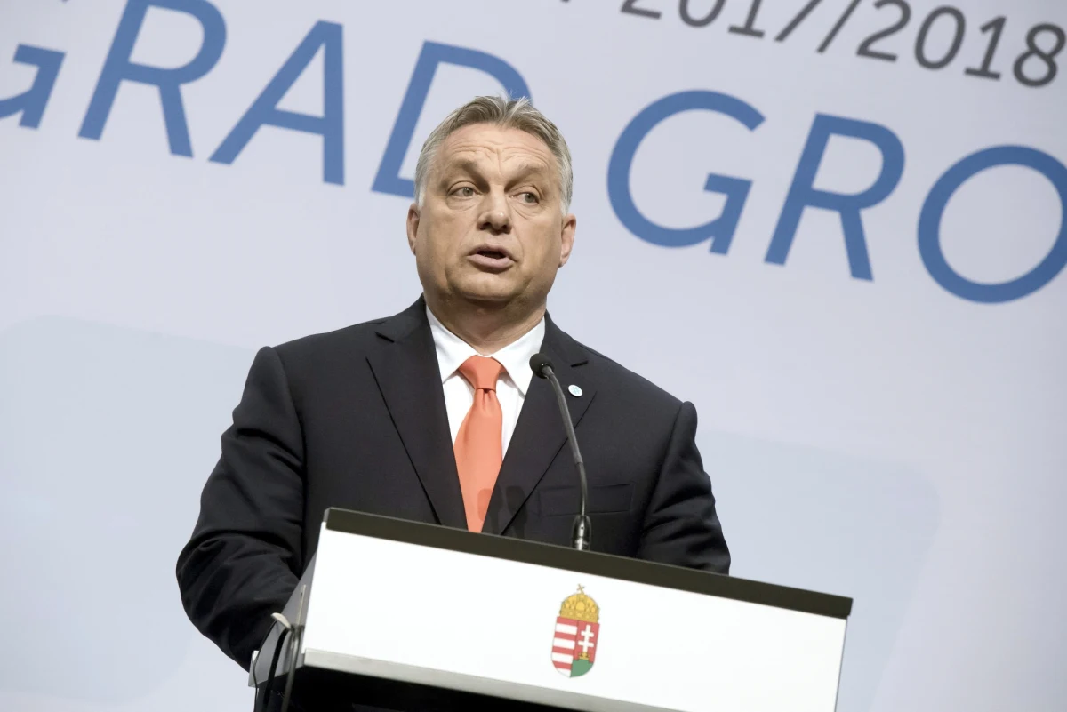 Komisja Wolności Obywatelskich, Sprawiedliwości i Spraw Wewnętrznych Parlamentu Europejskiego (LIBE) opowiedziała się za uruchomieniem art. 7 unijnego traktatu wobec Węgier. W przegłosowanym przez nią dokumencie podkreślono, że na Węgrzech istnieje poważne ryzyko naruszenia praworządności. Z tego powodu eurodeputowani chcą, by Parlament Europejski zwrócił się do Rady UE, czyli krajów członkowskich, o uruchomienie wobec Węgier art. 7.