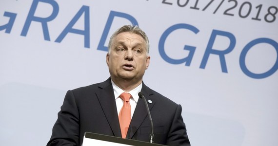 Komisja Wolności Obywatelskich, Sprawiedliwości i Spraw Wewnętrznych Parlamentu Europejskiego (LIBE) opowiedziała się za uruchomieniem art. 7 unijnego traktatu wobec Węgier. W przegłosowanym przez nią dokumencie podkreślono, że na Węgrzech istnieje poważne ryzyko naruszenia praworządności. Z tego powodu eurodeputowani chcą, by Parlament Europejski zwrócił się do Rady UE, czyli krajów członkowskich, o uruchomienie wobec Węgier art. 7.