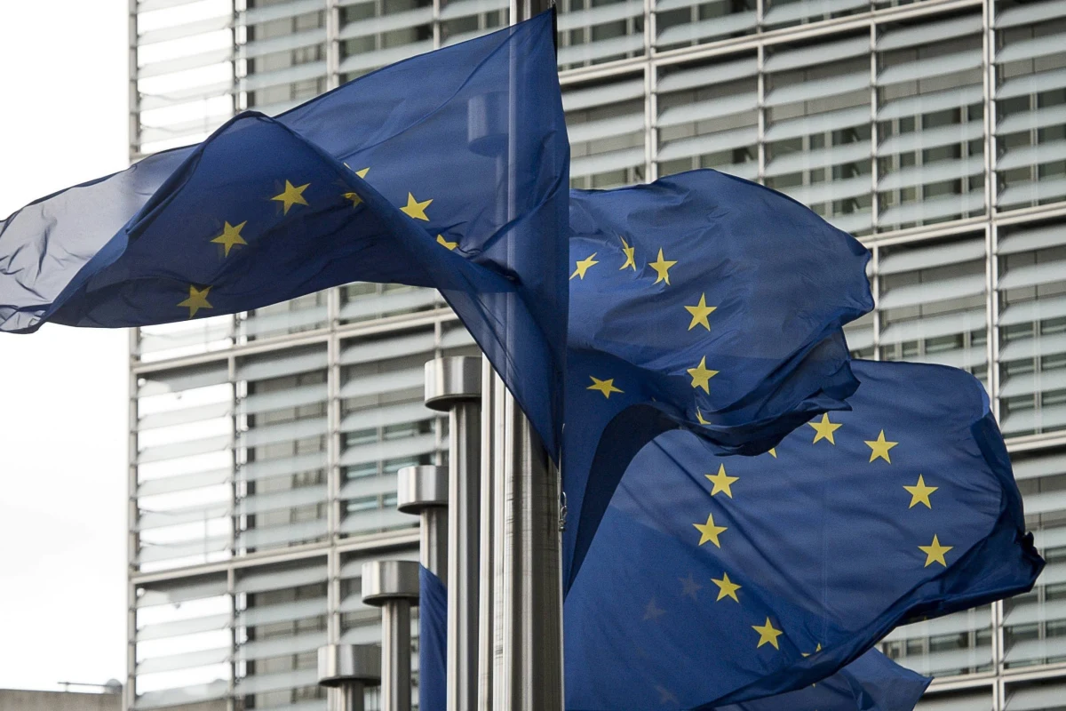 "Sytuacja jest bardzo poważna - możemy nawet dostać po kieszeni" - przekonuje w rozmowie z RMF FM dr Marcin Zaborowski, politolog, były szef Polskiego Instytutu Spraw Międzynarodowych. Chodzi o wysłuchanie Polski w Radzie Unii Europejskiej w związku z kontrowersyjnymi zmianami w sądownictwie.