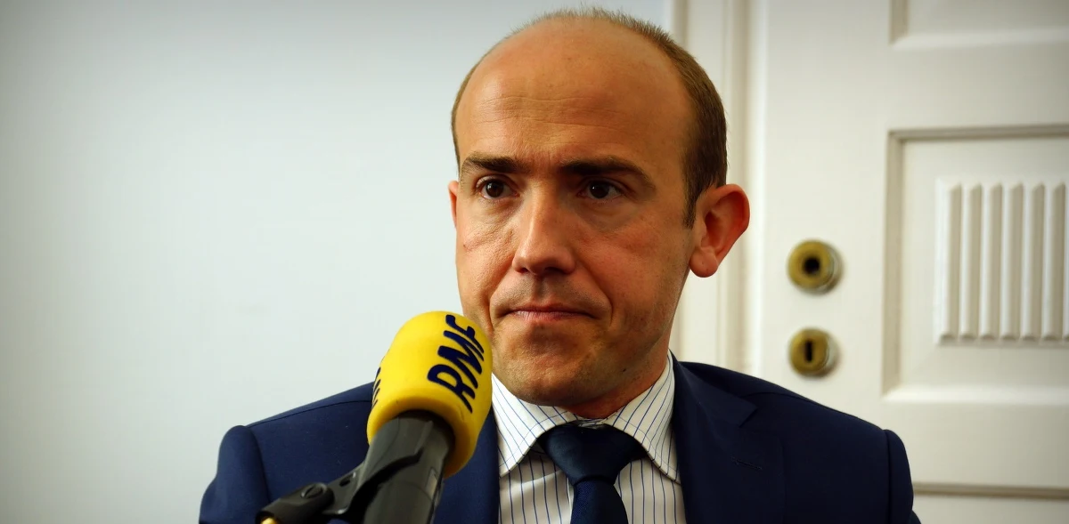 „Nie pochwalę premiera Mateusza Morawieckiego. To był skandaliczny sposób uchwalenia przepisów - wtedy, skandaliczny sposób uchwalenia - teraz, kompromitacja Polski na arenie międzynarodowej, a teraz wycofywanie się z niej rakiem (…). Ta ustawa wszystkiego nie naprawia (...). Teraz w sposób wyjątkowo chaotyczny próbuje się naprawić coś, czego nie da się naprawić jednym ruchem” – ocenił Borys Budka, gość Marcina Zaborskiego w Rozmowie w samo południe w RMF FM. 