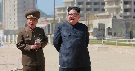 ​Zdjęcia satelitarne wskazują, że Korea Północna rozwija swój jedyny znany reaktor nuklearny, używany do zbrojeń jądrowych, mimo trwających rokowań z USA i obietnic "całkowitej denuklearyzacji" - oceniła amerykańska grupa 38 North, która monitoruje działania reżimu.