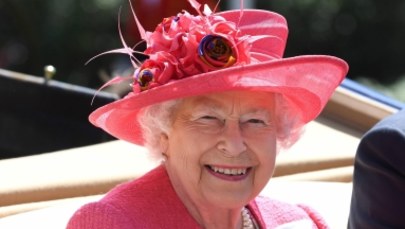 Brytyjska królowa wydaje coraz więcej publicznych pieniędzy