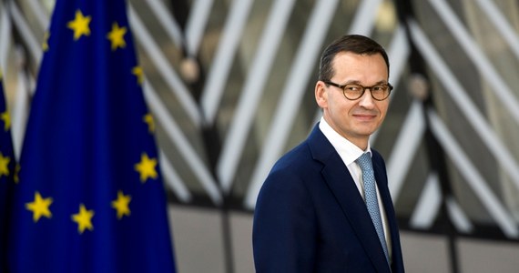 Szef polskiego rządu Mateusz Morawiecki powiedział dziennikarzom, że oczekuje deklaracji ws. praworządności ze strony szefa KE Jean-Claude'a Junckera i wiceszefa Fransa Timmermansa. Zaznaczył, że po rozmowach z przedstawicielami KE on "dotrzymał słowa".
