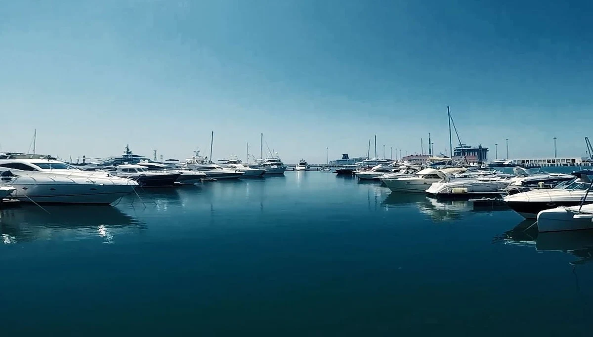 Polska zakończyła swoje występy na mundialu w Rosji wygrywając z Japonią 1:0. Gorzki koniec nadziei biało-czerwonych nasi dziennikarze próbują osłodzić turystyczną relacją z nadmorskiego Soczi. 