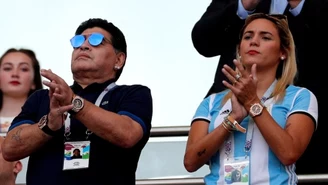 Mundial 2018. Diego Maradona z partnerką Rocio Olivią. Zdjęcia
