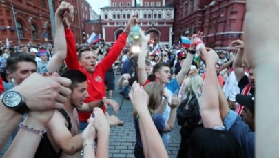 Moskwa świętuje! Szał radości po wygranej Rosji z Hiszpanią