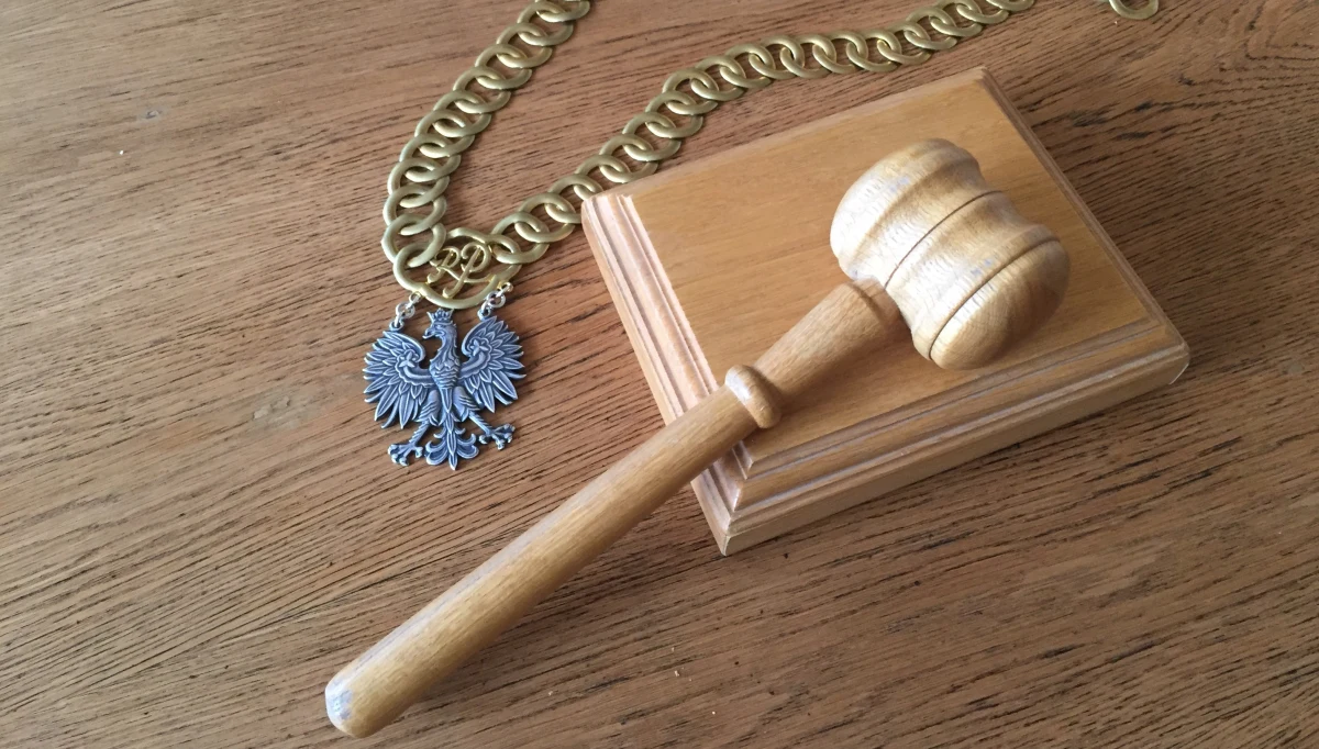 Już w przyszłym tygodniu Krajowa Rada Sądownictwa zaopiniuje oświadczenia sędziów Sądu Najwyższego, którzy zadeklarowali chęć dalszego orzekania - dowiedział się reporter RMF FM.  Sędziowie zajmą się tym punktem na trzydniowym posiedzeniu, które rozpocznie się 11 lipca. 
