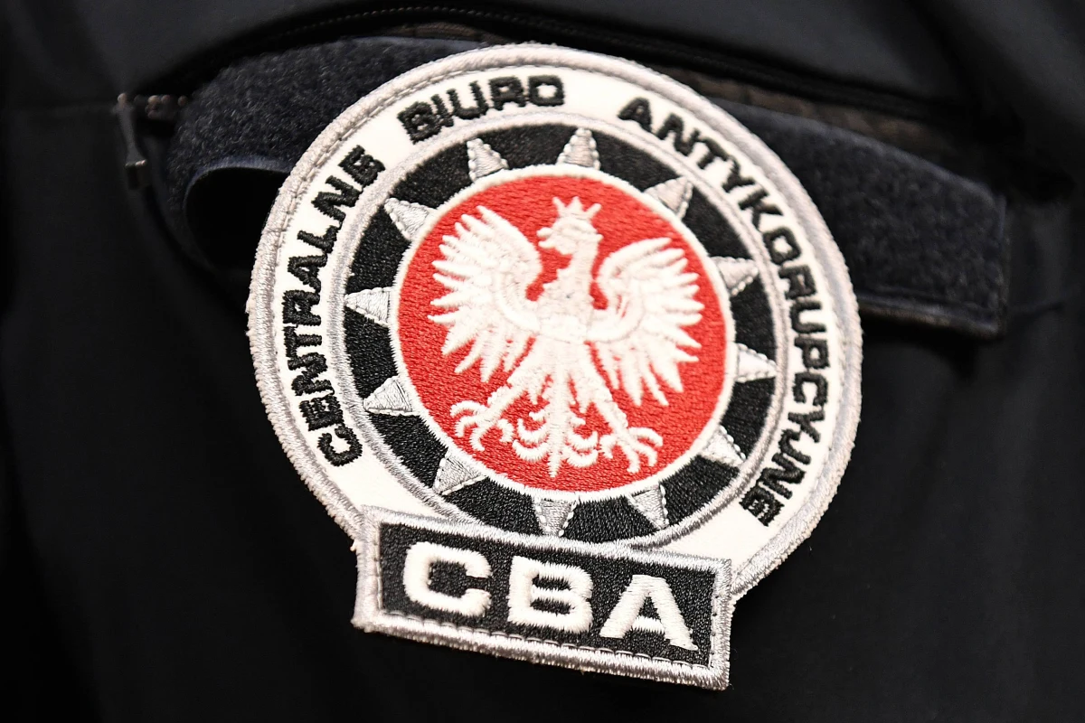 Krakowska prokuratura wnioskuje o trzy-miesięczny areszt dla trzech urzędniczek krakowskiego magistratu. Wczoraj kobiety zostały zatrzymane przez CBA. 