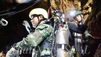 Tajlandia: Dzieci uwięzione w jaskini są w dobrej kondycji, ale zaczyna się walka z czasem