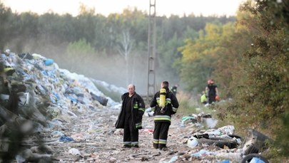 Zbadali ziemię po pożarach wysypisk. Wyniki są niepokojące