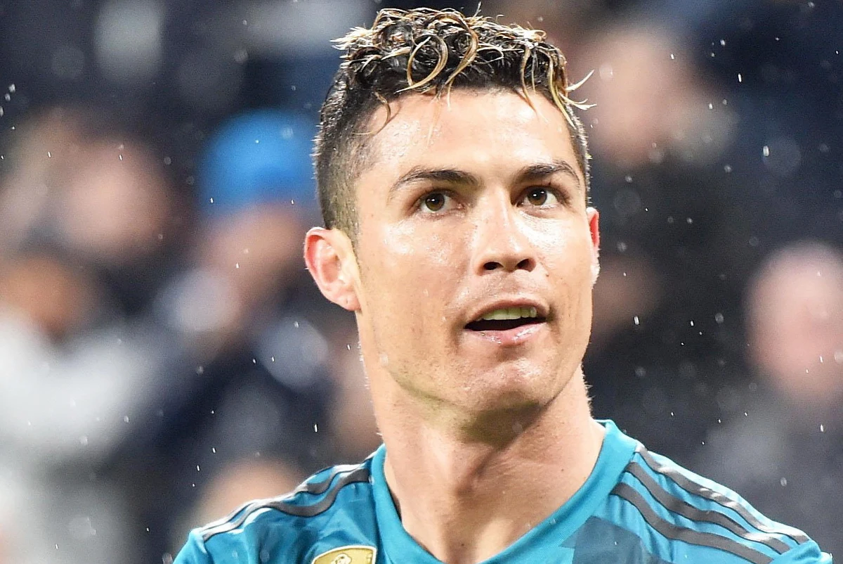 ​Cztery dni wystarczyły, żeby kurs akcji Juventusu Turyn notowanych na włoskiej giełdzie papierów wartościowych wzrósł o ponad 30 procent. Wszystko za sprawą pogłosek o pozyskaniu przez "Starą Damę" Cristiano Ronaldo.