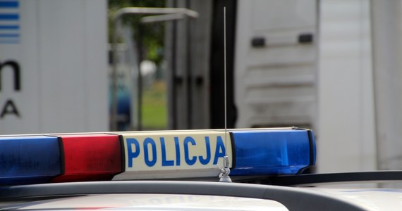 Policja wyjaśnia okoliczności kolizji samochodu kancelarii prezydenta na obwodnicy Lublina. Na trasie S12 auto, którym jechali dwaj urzędnicy kancelarii, zostało uderzone przez inny pojazd osobowy.